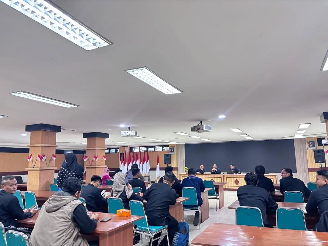 Pertemuan dengan para pengelola media sosial Perangkat Daerah.