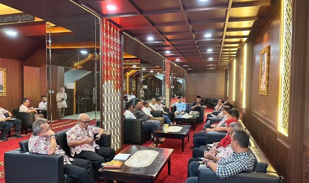 Kepala Dinas Komunikasi dan Informatika Kabupaten Bogor Hadiri Rapat Persiapan Salat Idulfitri dan Open House Bupati Bogor