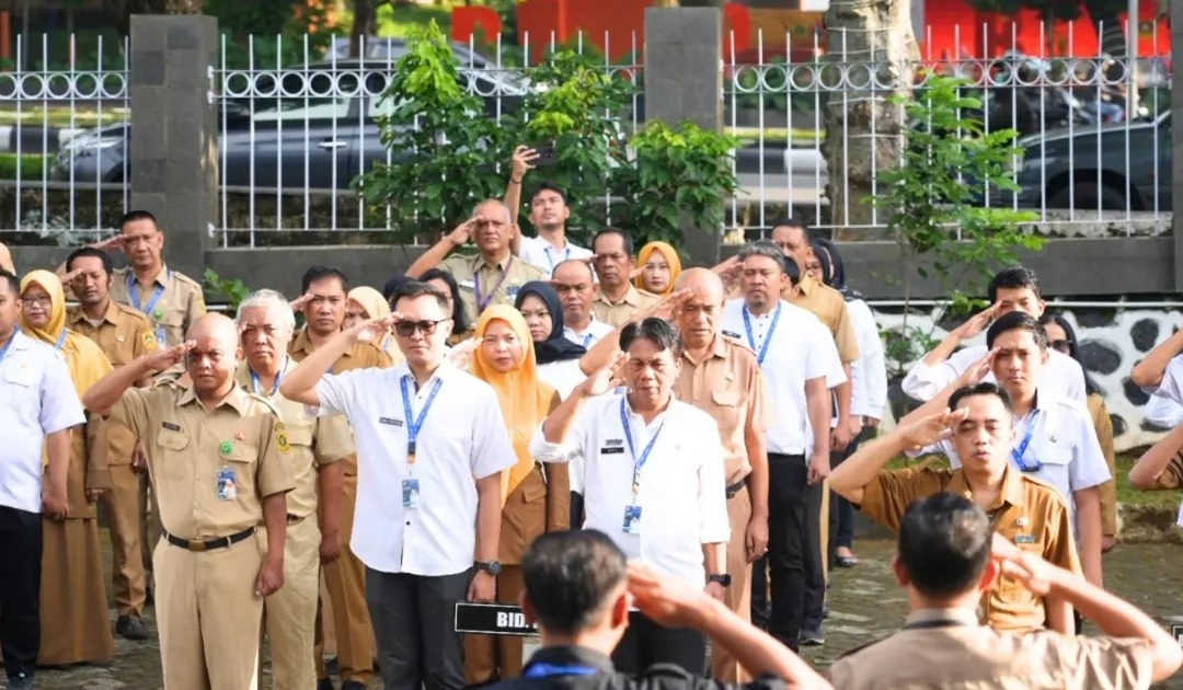 Diskominfo Kabupaten Bogor Menggelar Apel Pagi Sebagai Awal Menguatkan Disiplin, Semangat Kerja, Dan Kebersamaan Seluruh Jajaran