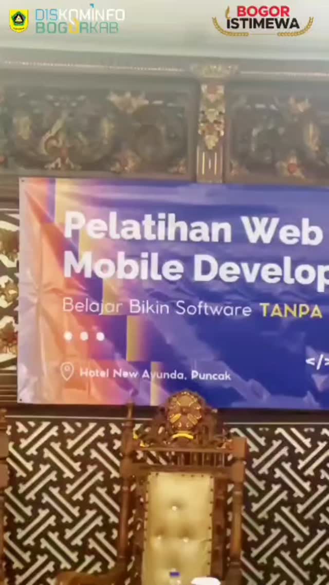 Dinas Komunikasi dan Informatika Kabupaten Bogor menggelar kegiatan bimbingan teknis dan pelatihan programmer web dan mobile development