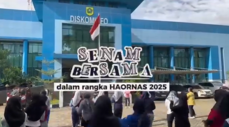 Dalam rangka memperingati Hari Olahraga Nasional 2025, Diskominfo Kabupaten Bogor melaksanakan senam bersama sebagai wujud semangat hidup sehat dan aktif