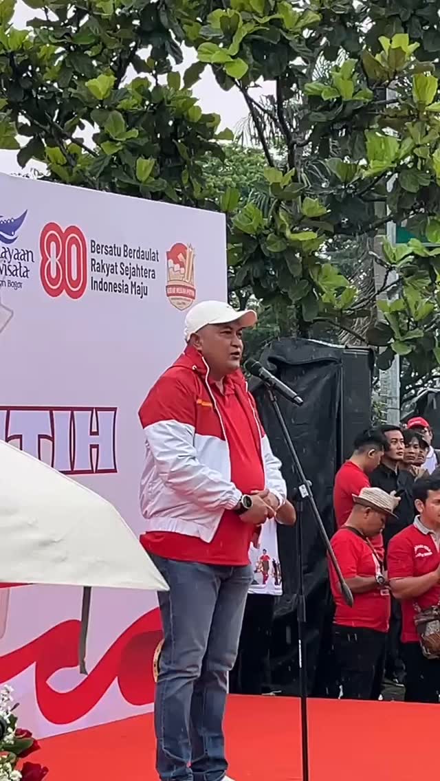 Dalam semangat memperingati Hari Ulang Tahun ke-80 Kemerdekaan Republik Indonesia, Bersama Bupati Bogor Rudy Susmanto Kepala Dinas Komunikasi dan Informatika (Diskominfo)