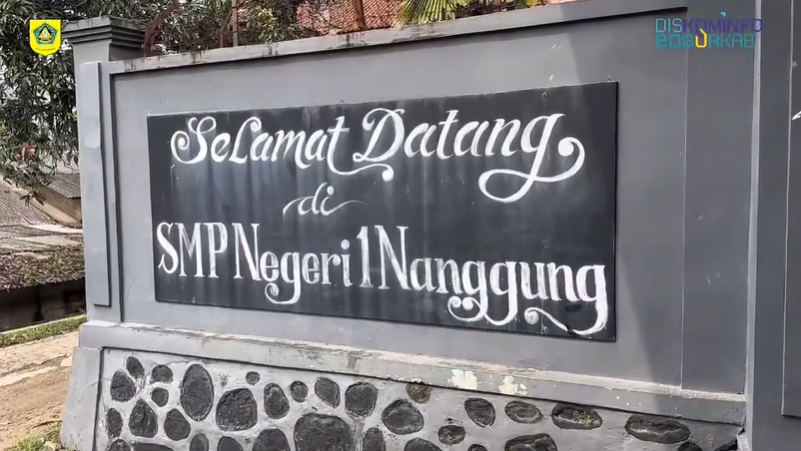Kepala Dinas Komunikasi dan Informatika (Diskominfo) Kabupaten Bogor, Bambang W. Tawekal, melaksanakan monitoring Sistem Penerimaan Murid Baru (SPMB) di wilayah Kecamatan Nanggung