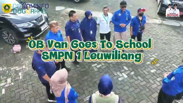 Diskominfo Kabupaten Bogor Hadirkan Inovasi Baru Melalui Program OB Van Goes To School Yang Hadir Langsung Ke Sekolah Untuk Mendekatkan Informasi Kepada Generasi Muda