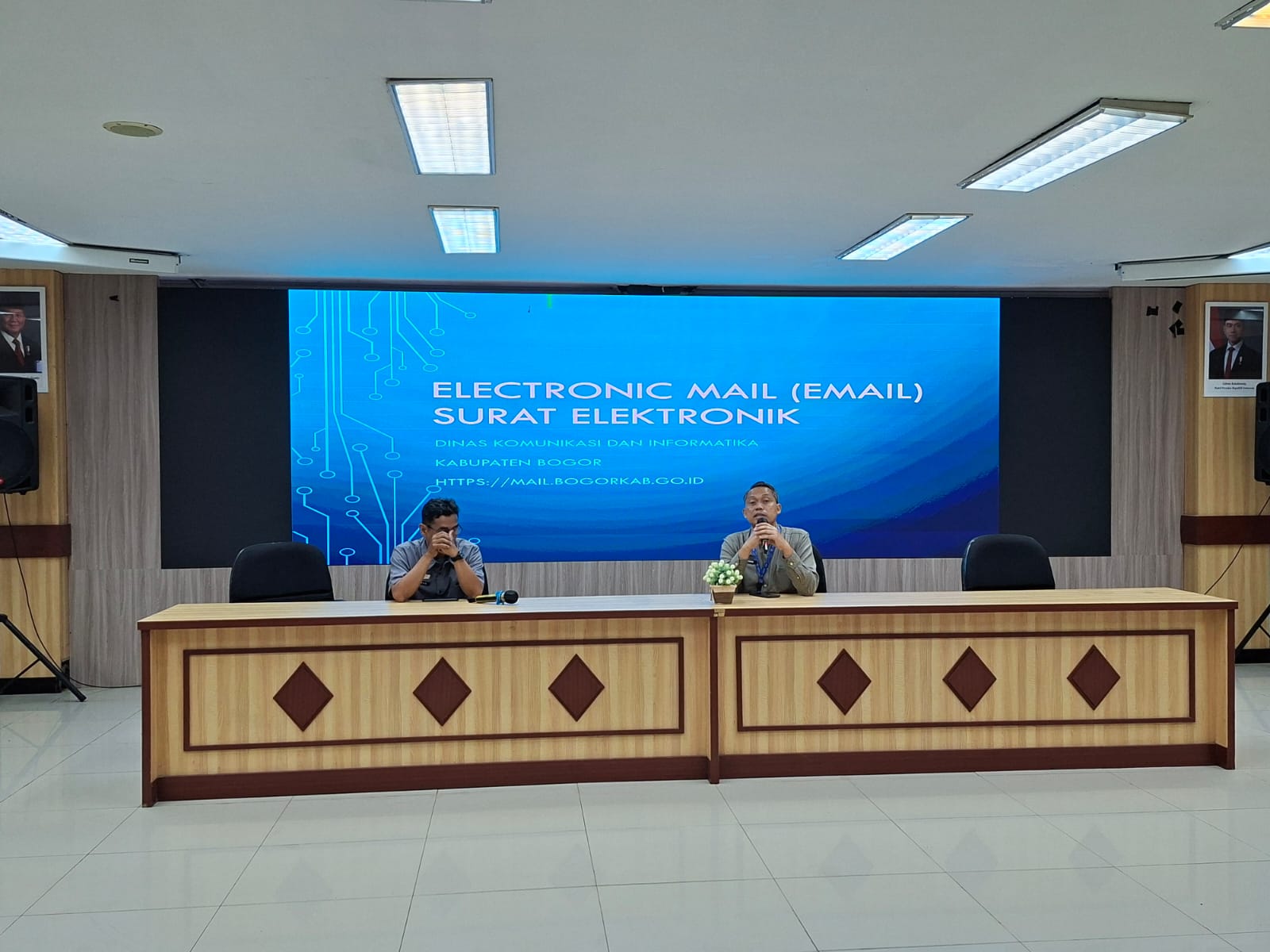 Melalui Selasa Membaca, Diskominfo Kabupaten Bogor Membahas Tentang Electronic Mail (Email)