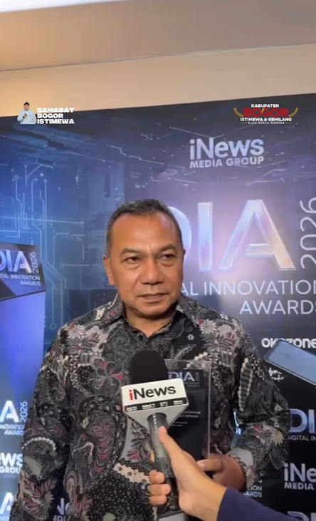 Mewakili Bupati Bogor, Kadis Kominfo Terima Penghargaan Digital Inovation Awards dari I News TV Untuk Akun Medsos "Lapor Pak Bupati"