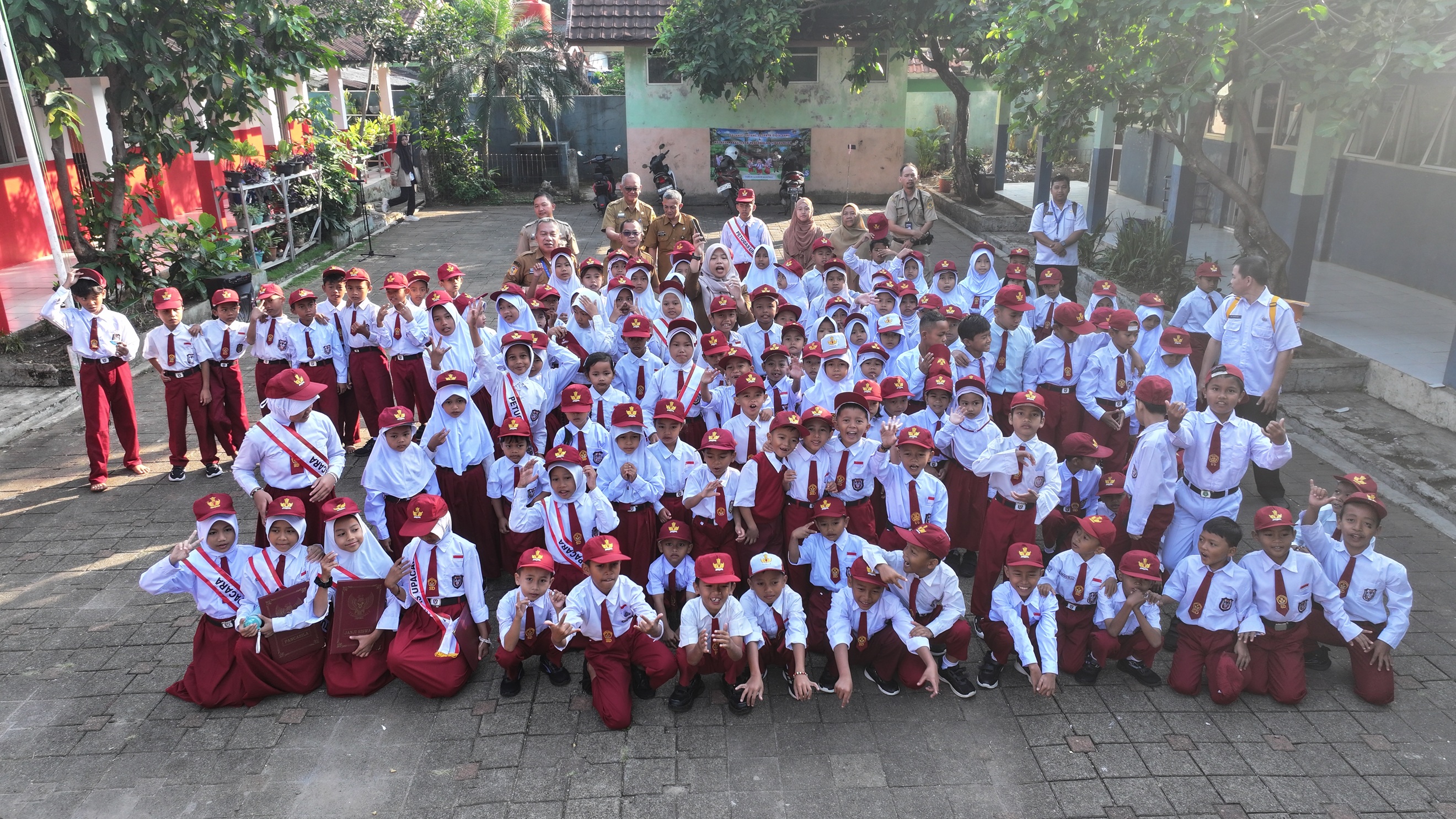 Program Kami Mendengar Pemkab Bogor Hadir di SDN Citaringgul 03 Babakan Madang