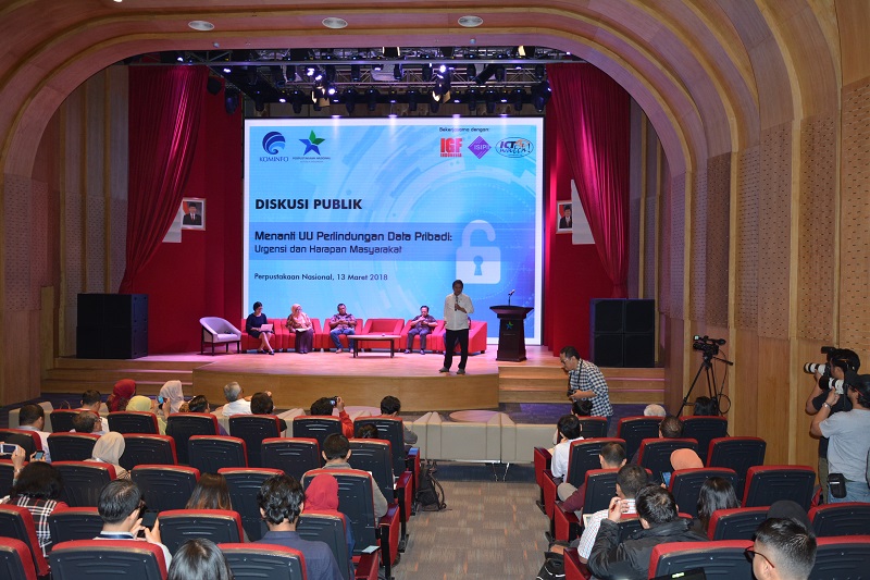 Kominfo Prioritaskan Perlindungan Data Pribadi Kominfo Prioritaskan Perlindungan Data Pribadi