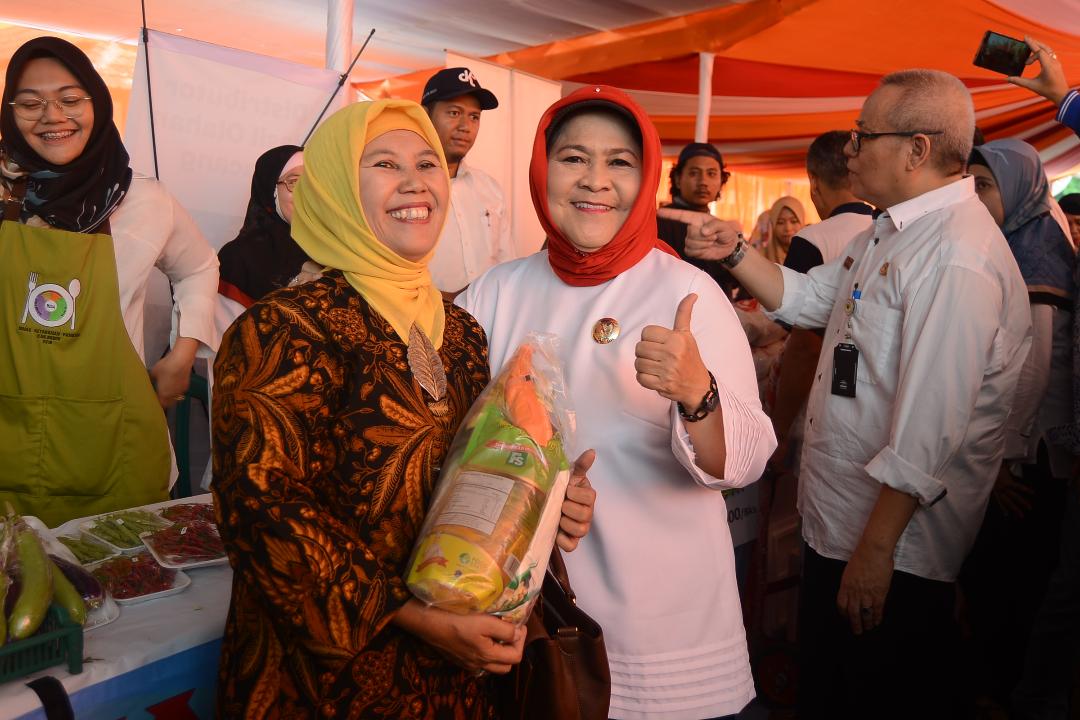 Bupati Bogor Buka Bazar Ramadhan Bazar Ramadhan 1439 H dan Pasar Murah di Halaman Kantor Dinas Koperasi Usaha Kecil dan Menengah Bupati Bogor Buka Bazar Ramadhan Bazar Ramadhan 1439 H dan Pasar Murah di Halaman Kantor Dinas Koperasi Usaha Kecil dan Menengah