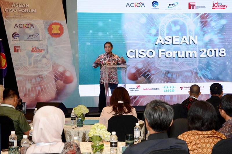 Keamanan Siber Kunci Penerapan Big Data dan IoT Keamanan Siber Kunci Penerapan Big Data dan IoT