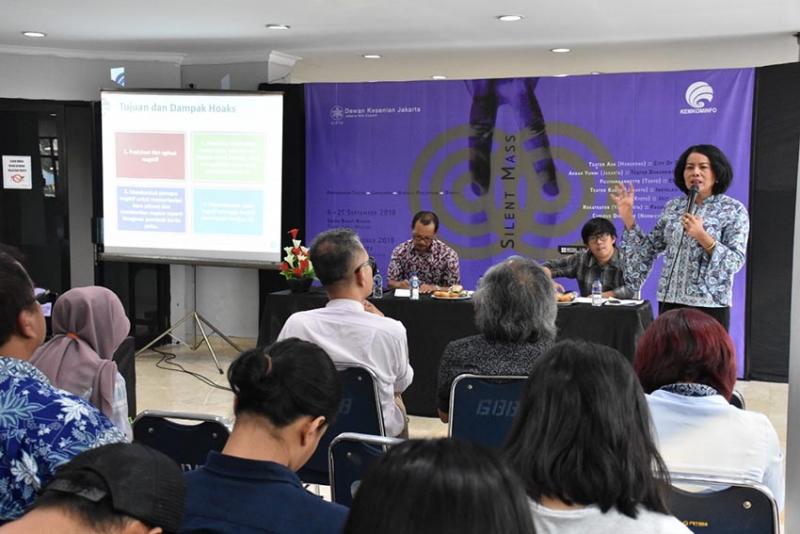 Aktif di Media Sosial, Waspada Konten Negatif Aktif di Media Sosial, Waspada Konten Negatif