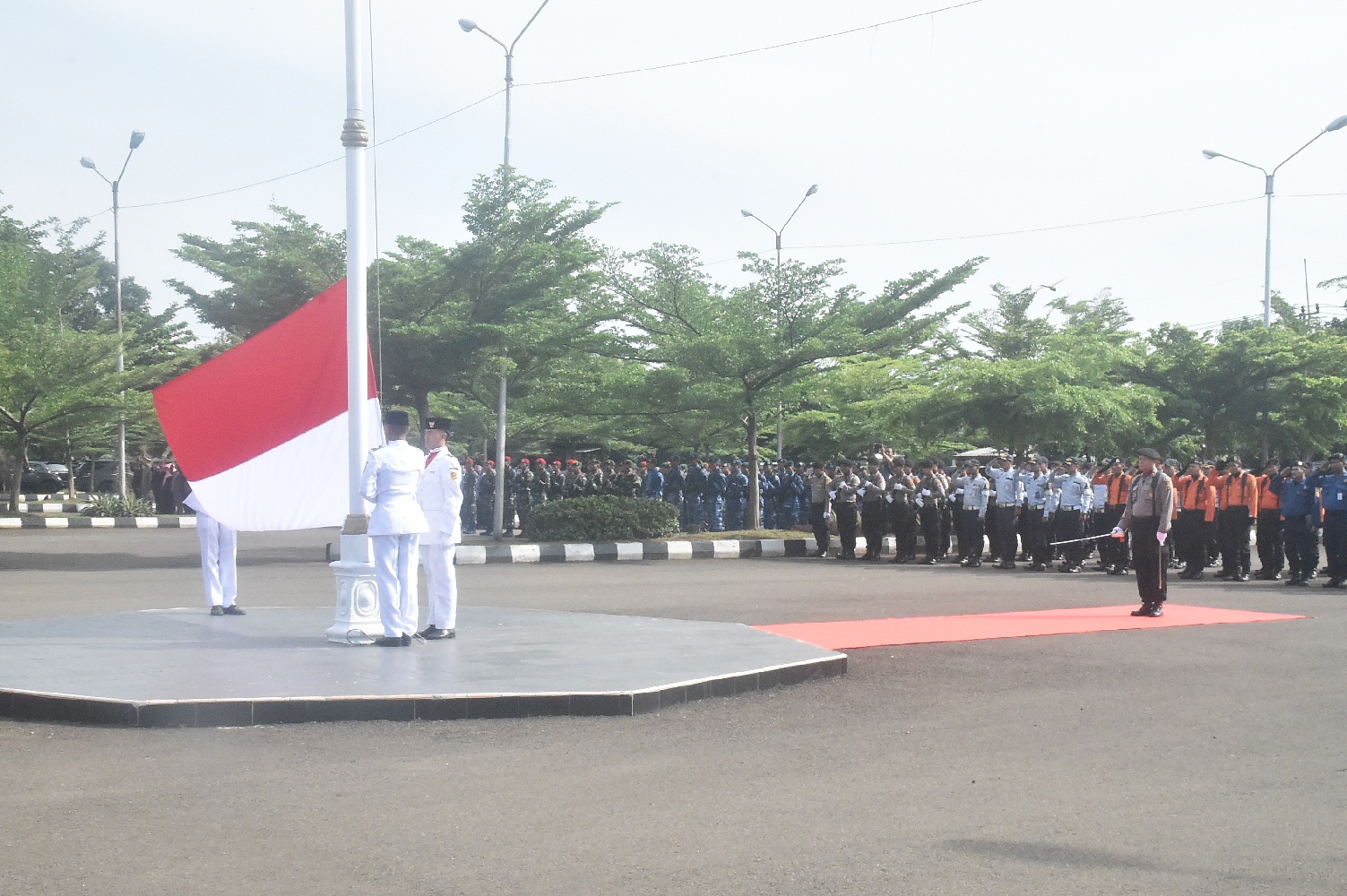 Bupati Bogor Jadi Irup Peringatan Hari Pahlawan di TMP Pondok Rajeg Bupati Bogor Jadi Irup Peringatan Hari Pahlawan di TMP Pondok Rajeg