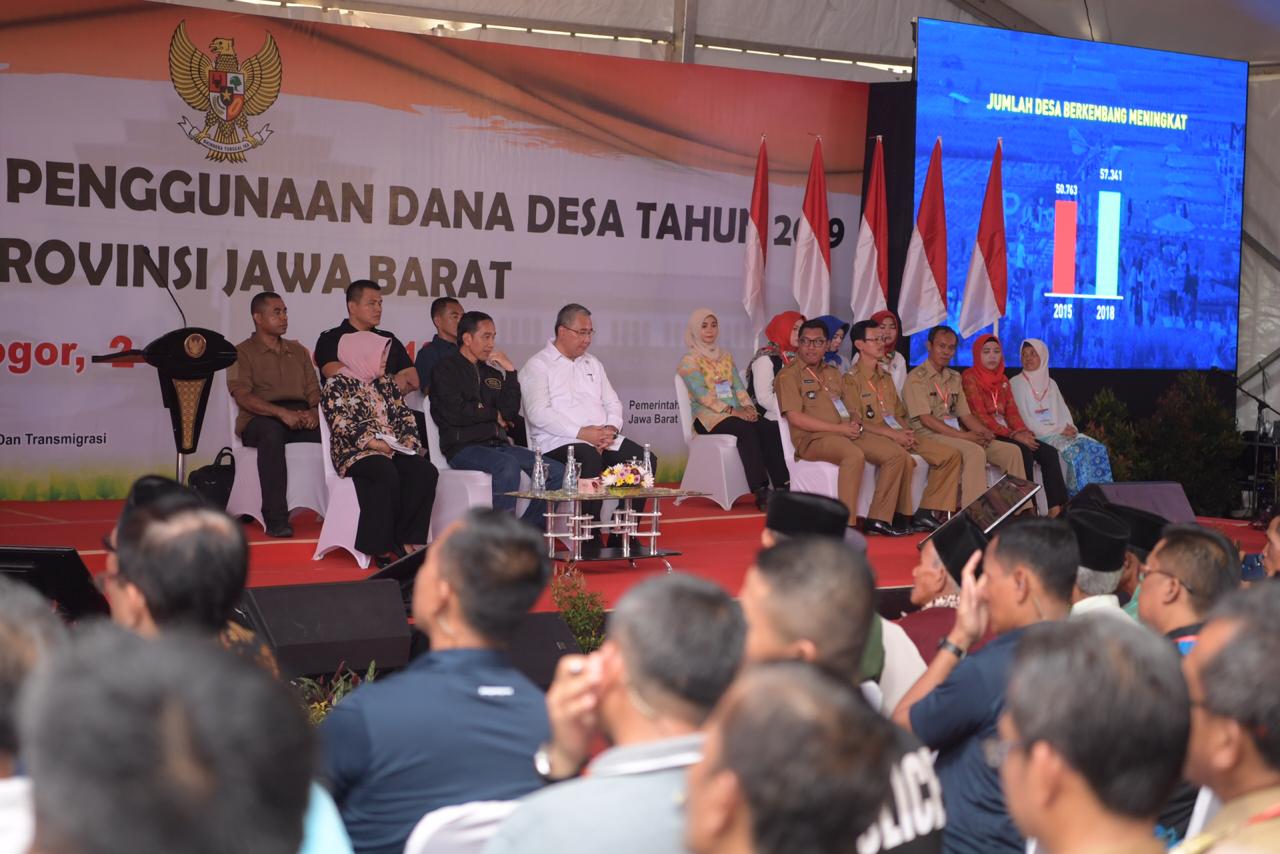 Jokowi Sosialisasi Dana Desa 2019 di Kabupaten Bogor Jokowi Sosialisasi Dana Desa 2019 di Kabupaten Bogor