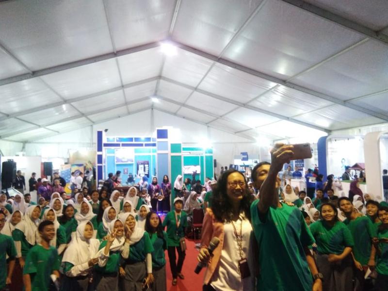 Ketersediaan Internet Sekolah di Indonesia Timur Kini Meningkat Ketersediaan Internet Sekolah di Indonesia Timur Kini Meningkat