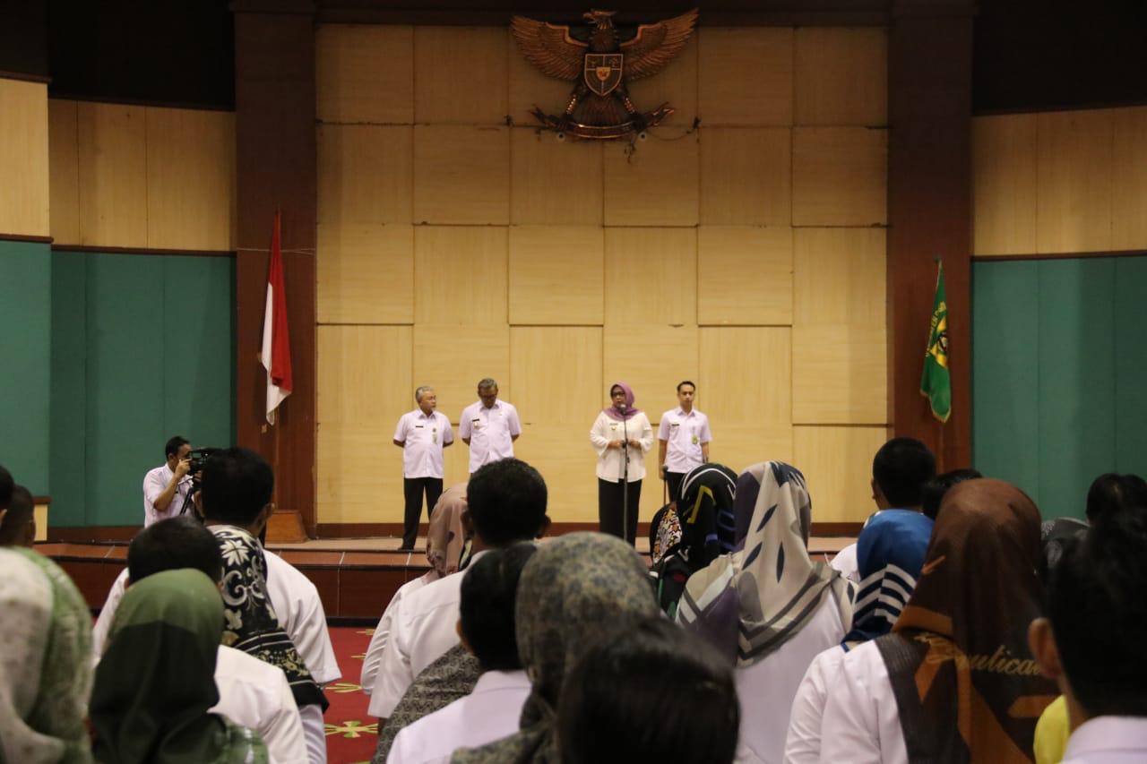 Bupati Bogor Ingin Bersinergi Dan Bekerjasama Dengan Para ASN Untuk Kemajuan Kabupaten Bogor Bupati Bogor Ingin Bersinergi Dan Bekerjasama Dengan Para ASN Untuk Kemajuan Kabupaten Bogor