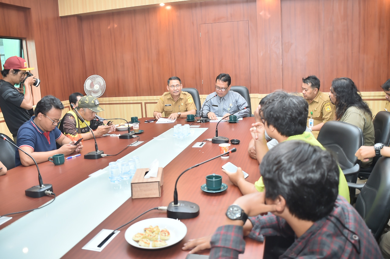 Borderline Economic Summit (BES) Sarana Percepatan Pembangunan Di Kawasan Perbatasan Borderline Economic Summit (BES) Sarana Percepatan Pembangunan Di Kawasan Perbatasan