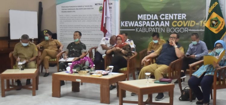 Pemkab Bogor Batasi Pergerakan ke Wilayah Puncak Pemkab Bogor Batasi Pergerakan ke Wilayah Puncak