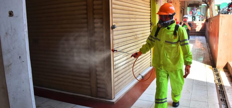 Gugus Tugas Penanganan Covid-19 Kabupaten Bogor Lakukan Sterilisasi, Penyemprotan Disinfektan dan Tes Massal di Pasar Cileungsi Gugus Tugas Penanganan Covid-19 Kabupaten Bogor Lakukan Sterilisasi, Penyemprotan Disinfektan dan Tes Massal di Pasar Cileungsi